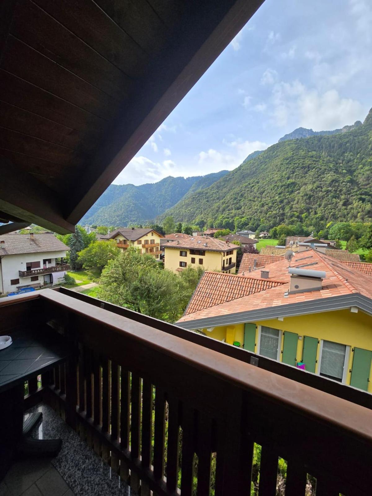 Casa Ornella Apartment LEDRO Exterior photo